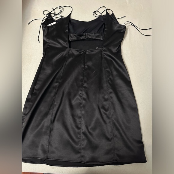 Bershka, Mini dress, open back - Picture 5 of 10